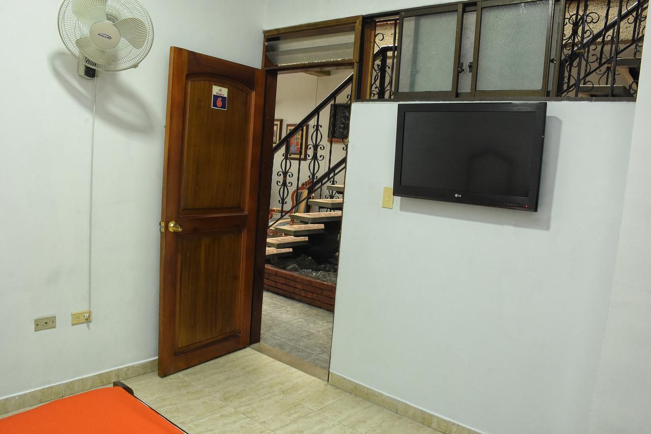 Hotel El Lago 2 Pereira Exteriér fotografie